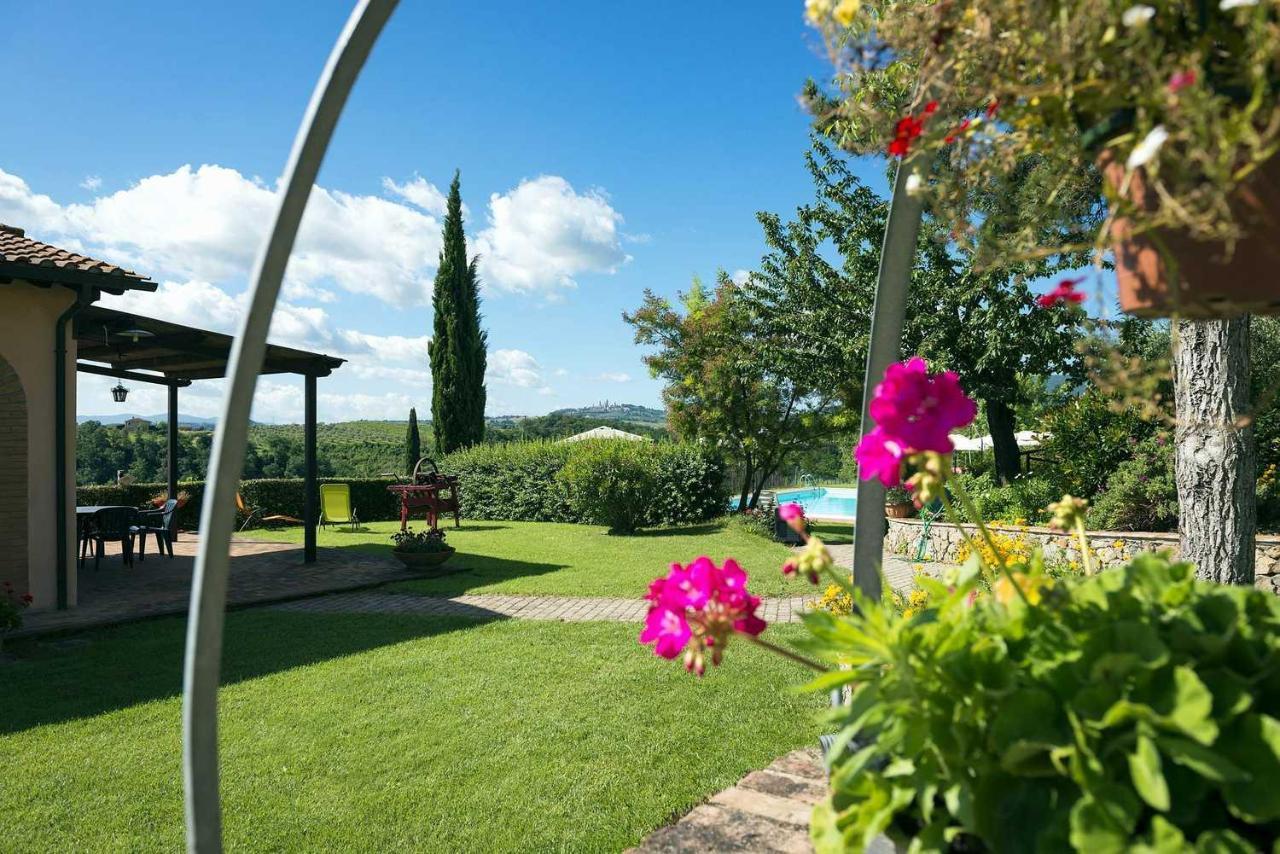 Agriturismo Il Poggetto San Gimignano Exterior foto